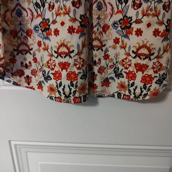 LOFT Floral Cream Blouse with Red and Navy Accents - Picture 6 of 8